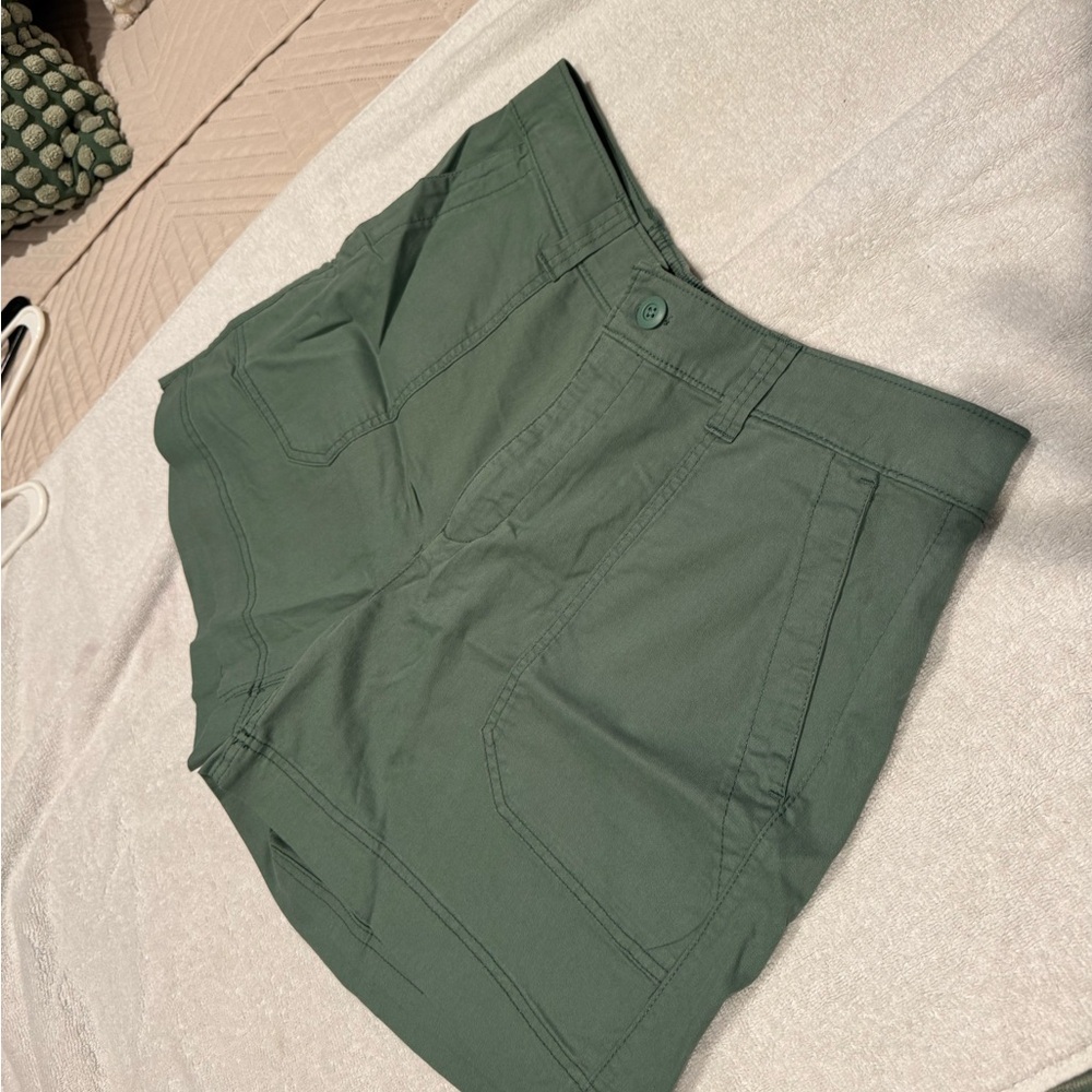 Old Navy Women's Olive  Shorts